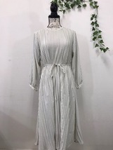 2568　【　ＡＣＵＴＡ　】ロングシャーリングワンピース　ウエスト紐リボン付き　　サイズ：Ｆ　色：ホワイト柄入り_画像1