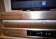 【極上品】PIONEER パイオニア DVL-909 整備動作品　LD/DVD/CDプレーヤー レーザーディスクプレーヤー 代替リモコン付き ※管AL63211_画像5