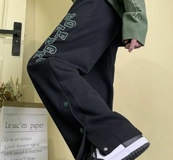 黒　緑　XL　パンツ　スウェット　ジャージ　ストリート　ボタン　ロゴ　スリット