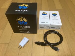 SNK NEOGEOmini ネオジオミニ 国内仕様通常版&純正パッド(ホワイト)×2&HDMIケーブル&USB電源等付属品 中古品セット 現状渡し