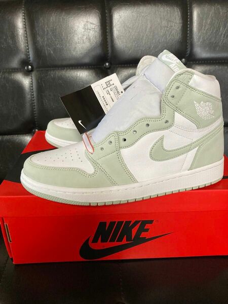 Nike Wmns Air Jordan 1 High OG "Seafoam" 