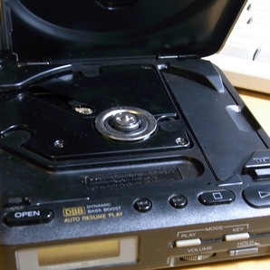 ★ 名機！逸品！SONY Discman D-22 ポータブルCDプレーヤー 送料無料★の画像4