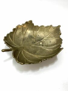 リーフトレイ　イタリア　真鍮　金古美1940年代Brass 1940s Italian leaf tray gold アンティーク 小物入れ 