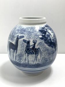 Art hand Auction Isobe-yaki Umeyama Kiln Vase Hand-painted Horse Painting Umeyama Kiln Ume Seal, Ceramics, Japanese Ceramics, Tobe