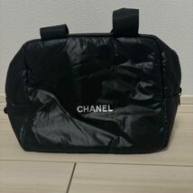 33 CHANEL ミニボストン　ブラック 化粧ポーチ　ノベルティ_画像4