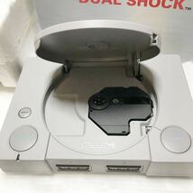 PlayStation SCPH-7000 DUALSHOCK 動作品 箱説付 良品 付属品完備 SONY PS まとめ売り PS一式 プレイステーション アナログコントローラー _画像6