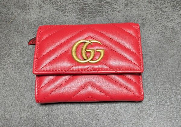 グッチ　マーモント三つ折財布赤美品 GUCCI