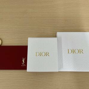 【2223】ノベルティ/クリスチャンディオール Christian Dior シュシュ ピンバッチ/イブサンローラン 鏡の画像1