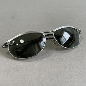 MS1106 B&L Ray-Banboshu ром RayBan W2566 NNAS metal кручение овальный солнцезащитные очки серебряный рама черный линзы ( осмотр ) I одежда 