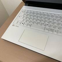 NEC LAVIE NX750/N 部品取り　Core i7 8750H optaneメモリ　ネジ　液晶パネル　キーボード　ホワイト　ジャンク_画像3