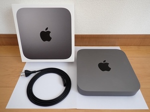 美品　Mac mini 2018年モデル シルバーグレイ　（2020年11月新品購入） 