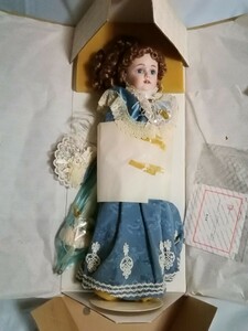  bisque doll Franklin Mint recognition paper equipped 