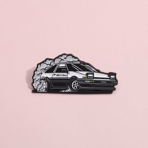 【ピンバッジ】頭文字D イニシャルD ハチロク レビン トレノ 藤原とうふ店 AE86・革ジャン・ジーンズに相性抜群！古着・洋服のリメイ