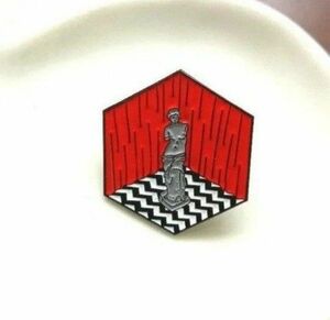 ツイン・ピークス★ピンバッジ★新品未使用品　TWIN PEAKS　デヴィッド・リンチ　ブローチ　アクセサリー