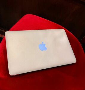 【限界値下げ!】Apple 2015 MacBook Air 11インチ　i5 4GB 128GB