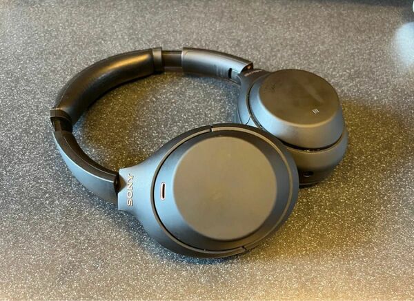 SONY WH-1000XM4