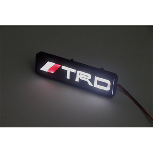 国内発送 送料無料 TRD LED グリルエンブレム TOYOTA トヨタ バッジ 86 スープラアクアカローラパッソプリウス C-HR ヴェルファイア