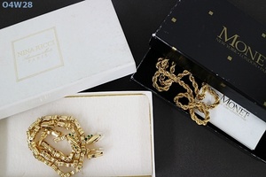 O4W28 accessory . summarize necklace earrings MONET NINA RICCI 89g present condition goods box have 60 size 