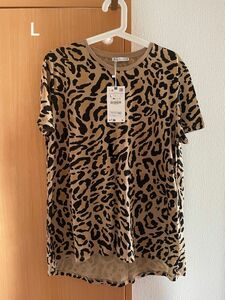 新品タグ付き　ZARA ベーシックTシャツ　L (11~13号) | 豹紋