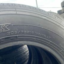 205/75R16ほぼ新品地山　ダンロップ　激安美品　　2本セット＋1本：18000円_画像4