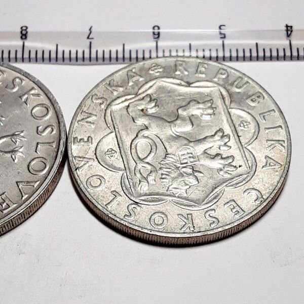 6138 　silver500 チェコスロバキア　10コルン銀貨　2枚セット