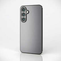 Galaxy A55 5G用ソフトケース 端末を極限まで包み込む超精密設計 カメラ周りまで覆うメタリックデザインが美しく際立つ: PM-G243UCTMKBK_画像4