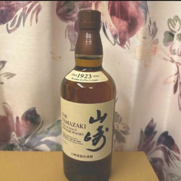 山崎 シングルモルトウイスキー　700ml