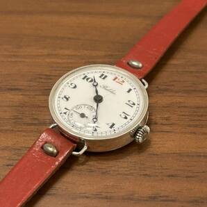 39 Fublic 手巻き式腕時計 レディース 稼働品の画像1