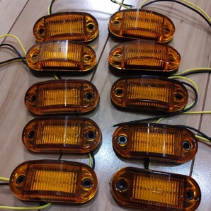 １０個セット　　アンバー サイドマーカー　10v-30v兼用　車高灯 LED キャンピングカー　トラック　取り付けネジ 6LED ip67