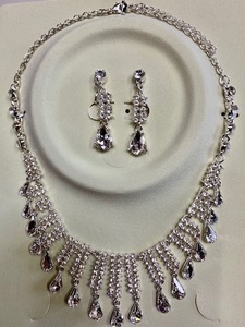  Kirameki ...... brilliancy necklace + swaying earrings 