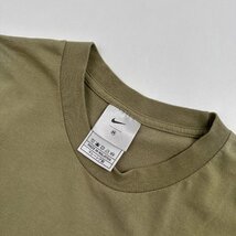 NIKE ナイキ プリントデザイン 半袖 Tシャツ カットソー Mサイズ /カーキ スポーツ 古着_画像3