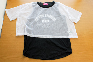 【超美品ガール・160cm】夏にぴったり！重ね着デザインのメッシュTシャツ　ブラック