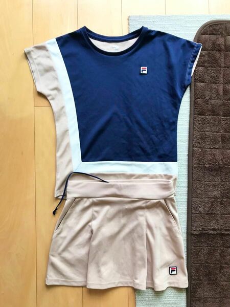 フィラ　上下セットアップ　テニスウェア　Mサイズ FILA