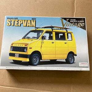 ホンダ ステップバン 未組立 アオシマ 1／20長期保管品 ②