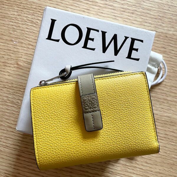 LOEWE ロエベ　スリムジップバイフォールドウォレット　ソフトグレインカーフ