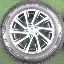 *送料無料* 超バリ溝 22年 ほぼ10分★トヨタ 30系 アルファード 純正 225/65R17 スタッドレス BS DM-V3 PCD114.3/5H★4051008HAス_画像4