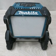 [送料無料] ◆makita マキタ 充電式スタンドライト ML811 14.4V/18V 防塵 防水 ワークライト 本体のみ◆_画像1