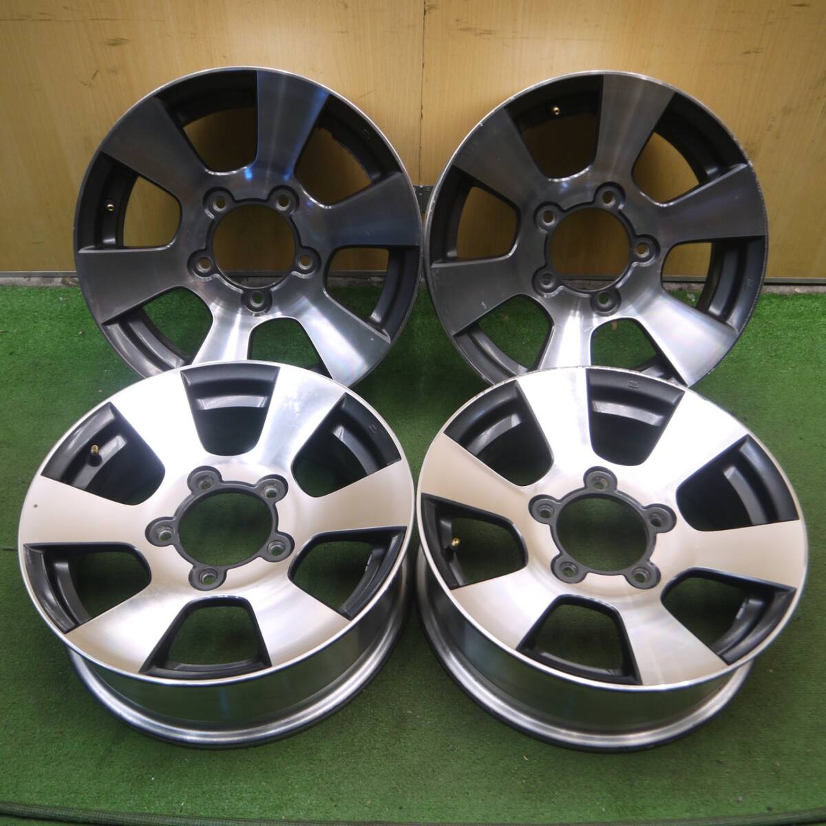 中古ジムニー純正ホイール 16インチ 中古ジムニー純正ホイール 16インチ
