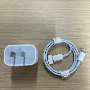 【新品　純正品】Apple 20W USB-C電源アダプタ　Lightningケーブル