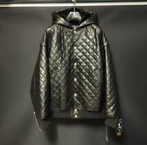 ☆2023秋冬☆　マスターマインド　LEATHER QUILTED HOODED VARSITY JACKET　Mサイズ　☆新品☆_画像1