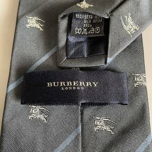 BURBERRY LONDON (バーバリーロンドン) グレー水色ストライプホースロゴネクタイ