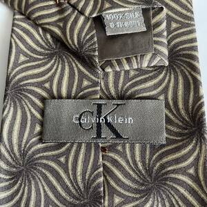  Calvin Klein (Calvin Klein) Brown flower line necktie 