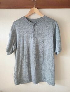 UNIQLO　メンズ Tシャツ グレー Lサイズ