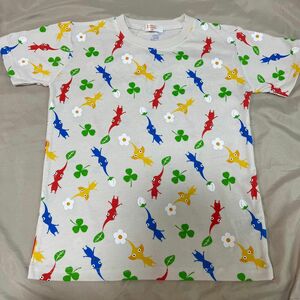 ピクミン 総柄 半袖 Tシャツ 130cm 新品 未使用 赤ピクミン 青ピクミン 黄ピクミン