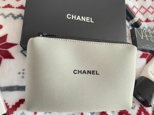 シャネル CHANEL ポーチ　化粧ポーチ ノベルティ