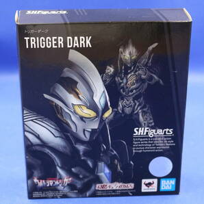 30-3 [現状品]S.H.Figuarts トリガーダーク ウルトラマントリガーの画像1