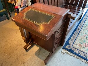  antique /da Ben port desk / lighting tesk/. a little over desk / desk / desk / storage 