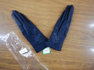 女性用　黒手袋　051701 婦人用　ソフツイン　裏起毛　フリーサイズ　日本製　未使用