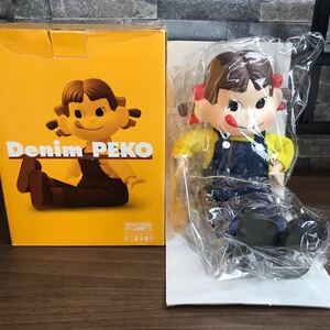 【未使用】Denim PECO おすわりペコちゃん デニム衣装ペコ 不二家洋菓子