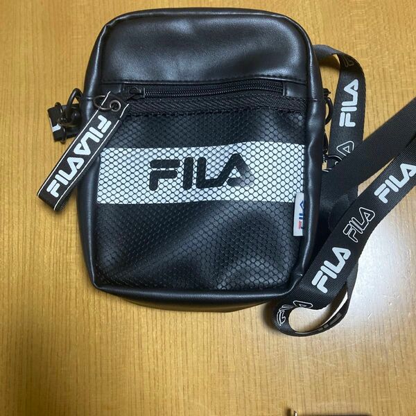 FlLA ショルダーバック